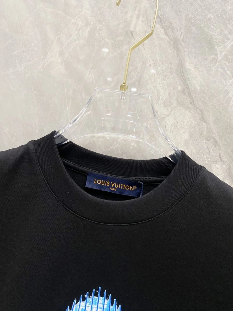 Louis Vuitton T-Shirts Sophisticated 134711