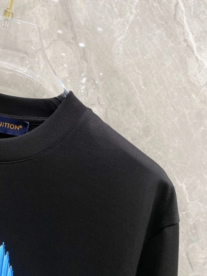 Louis Vuitton T-Shirts Sophisticated 134711