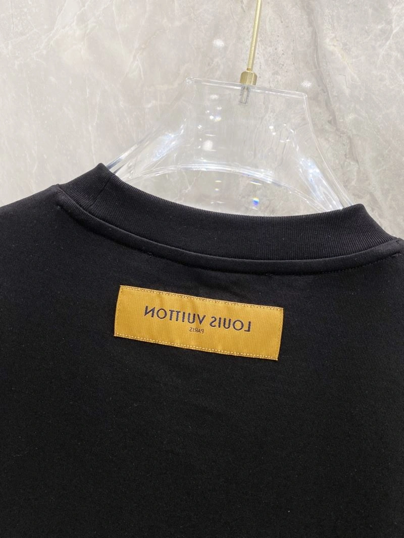 Louis Vuitton T-Shirts Sophisticated 134711