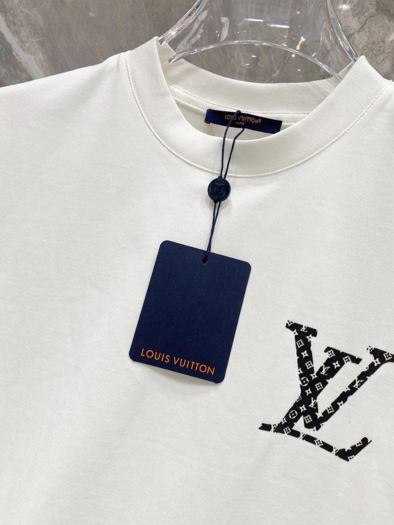 Affordable Louis Vuitton T-Shirts 134709