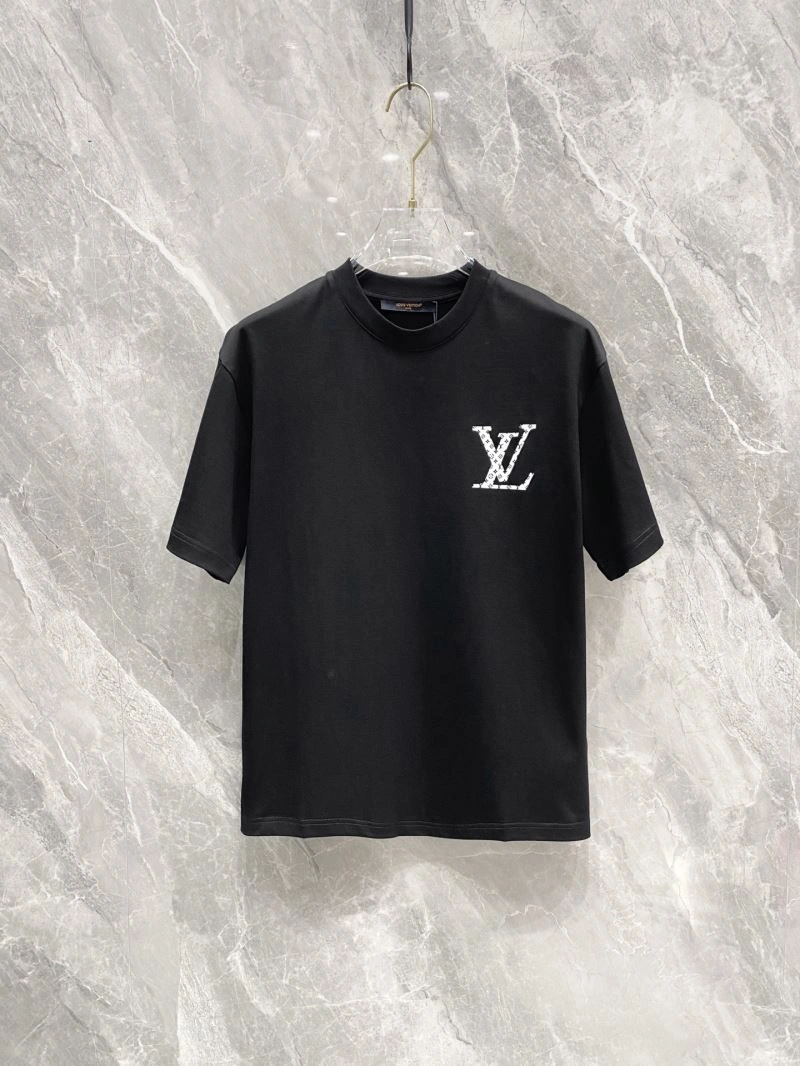 Louis Vuitton T-Shirts Comfortable 134707