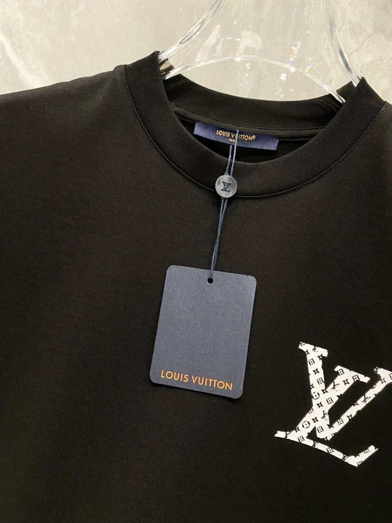 Louis Vuitton T-Shirts Comfortable 134707