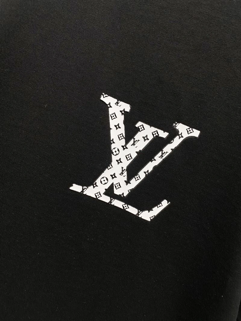 Louis Vuitton T-Shirts Comfortable 134707