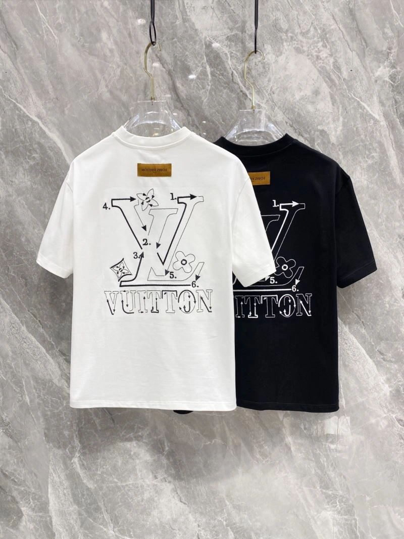 Louis Vuitton T-Shirts Comfortable 134707