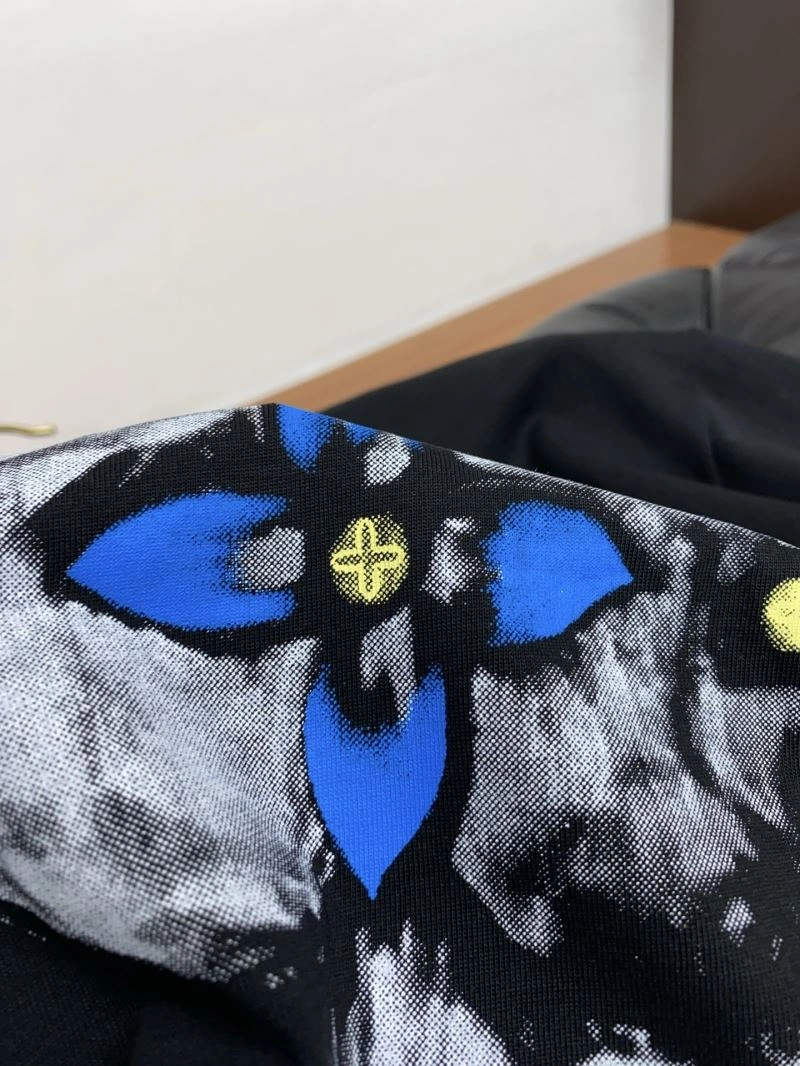 Louis Vuitton T-Shirts Thermal 134694
