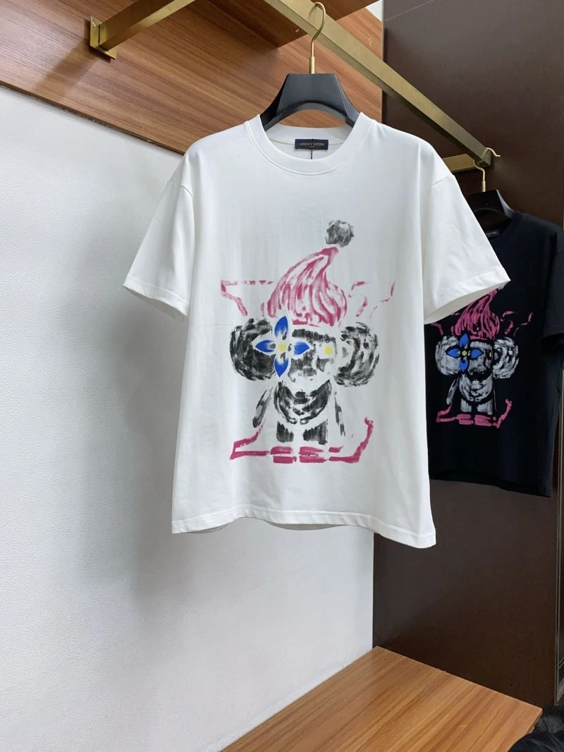 Refined Louis Vuitton T-Shirts 134700