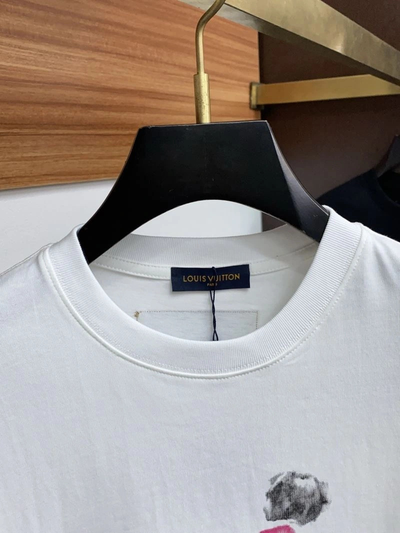 Refined Louis Vuitton T-Shirts 134700