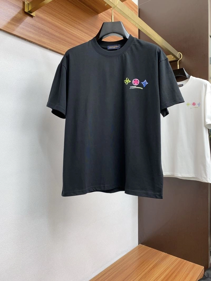 Louis Vuitton T-Shirts MoistureWicking 134708
