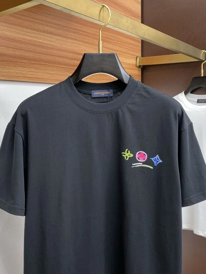 Louis Vuitton T-Shirts MoistureWicking 134708