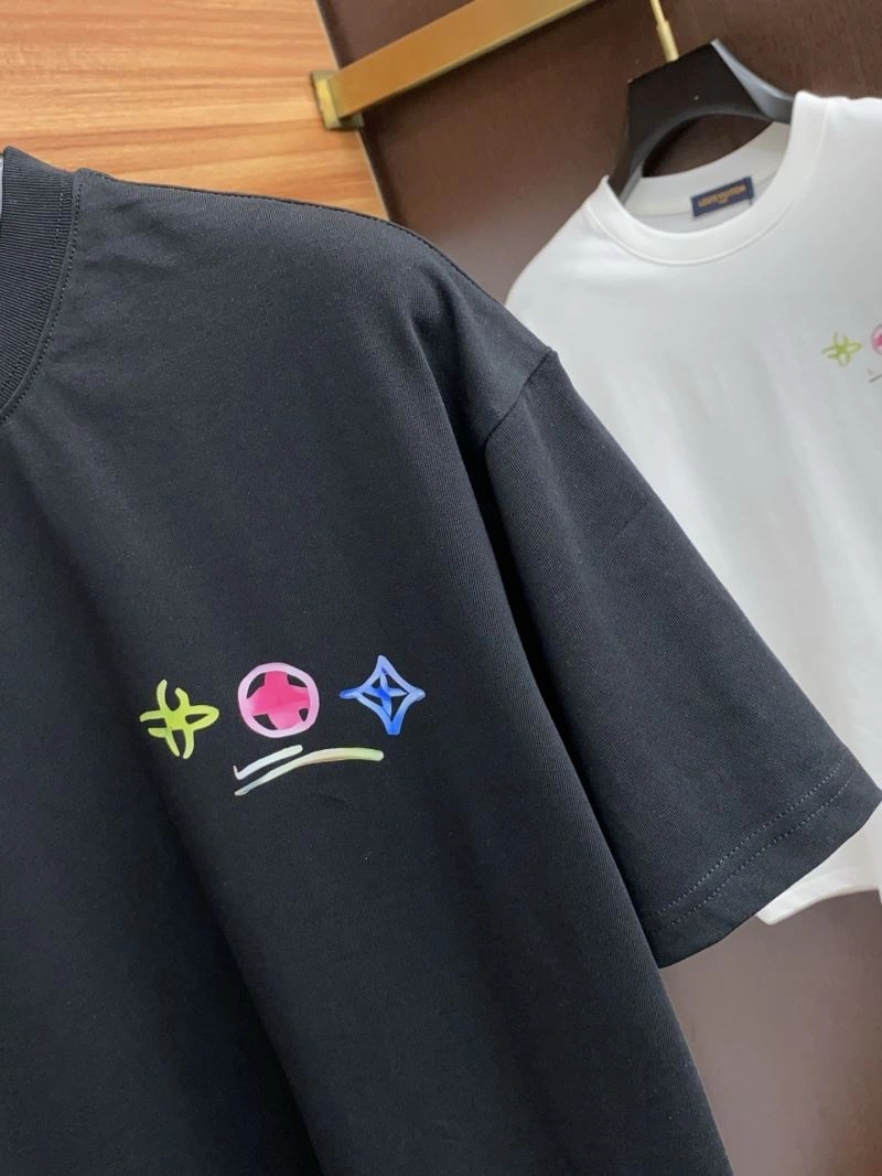 Louis Vuitton T-Shirts MoistureWicking 134708
