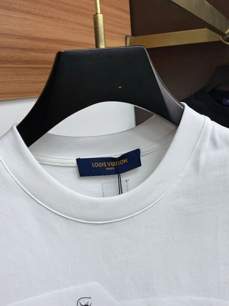 Louis Vuitton T-Shirts EasyMatch 134687