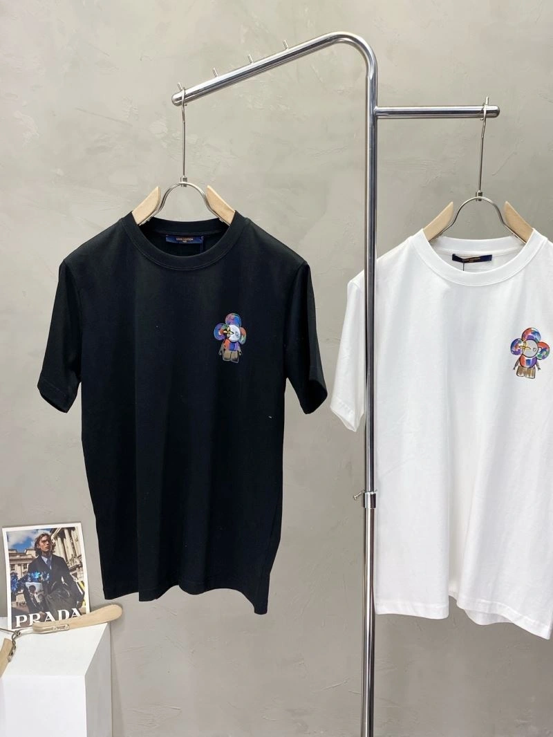 Louis Vuitton T-Shirts Seasonal 134692