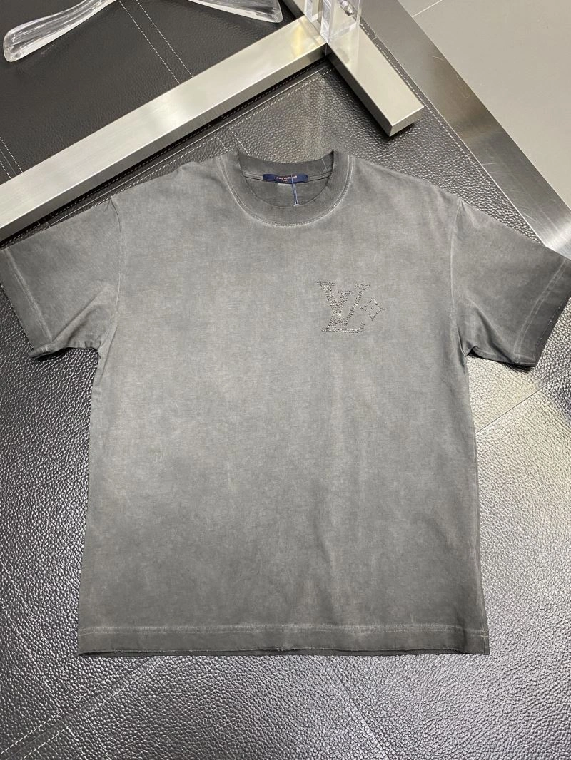 Louis Vuitton T-Shirts Snug 134690