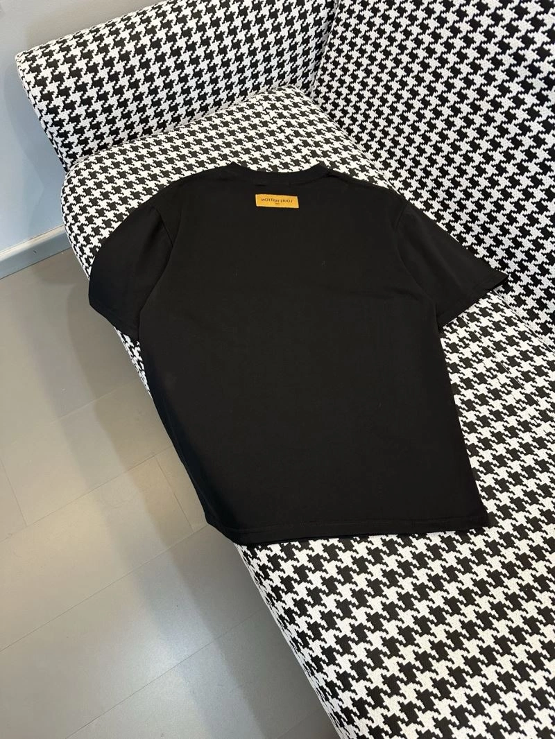 FashionForward Louis Vuitton T-Shirts 134701