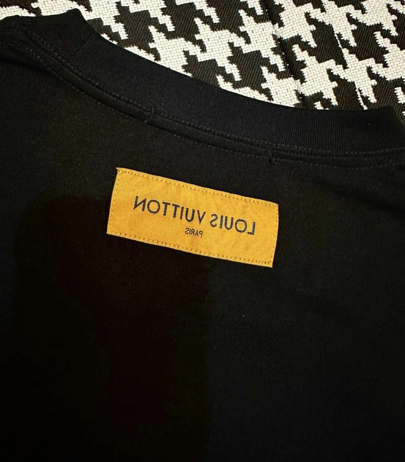 WeatherProof Louis Vuitton T-Shirts 134682
