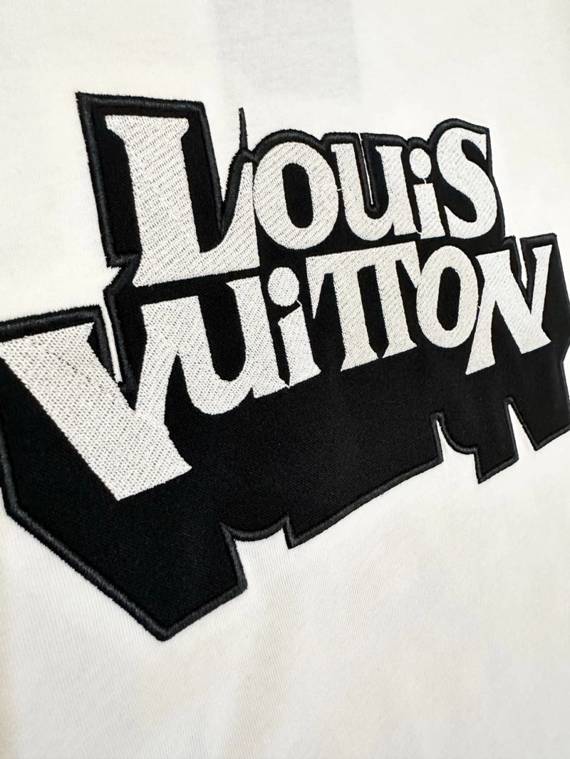 Louis Vuitton T-Shirts Fashionable 134697