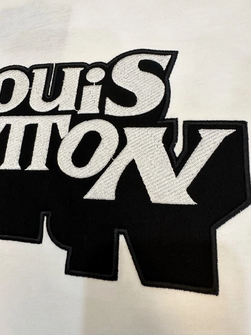 Louis Vuitton T-Shirts Fashionable 134697
