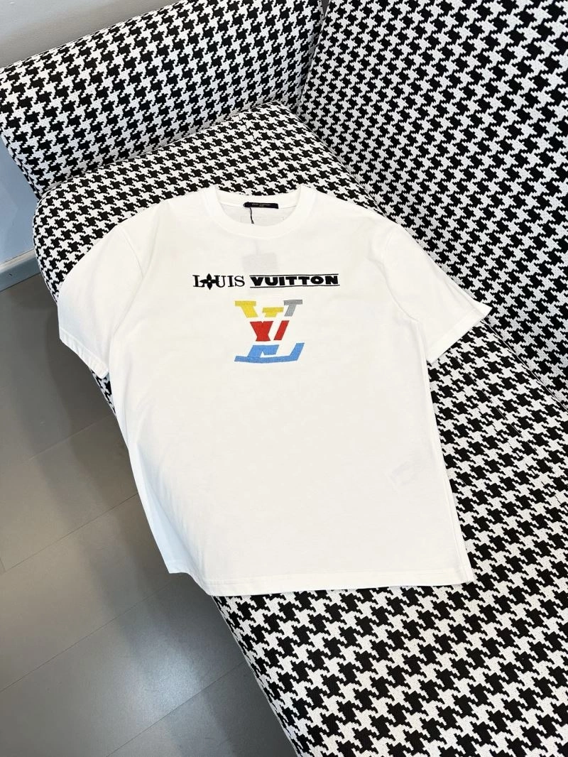 Louis Vuitton T-Shirts MultiPurpose 134702