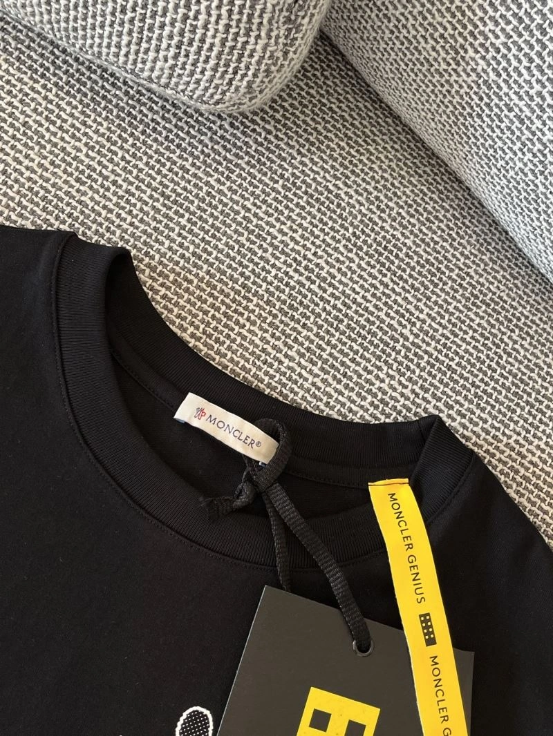 Contemporary Louis Vuitton T-Shirts 134706