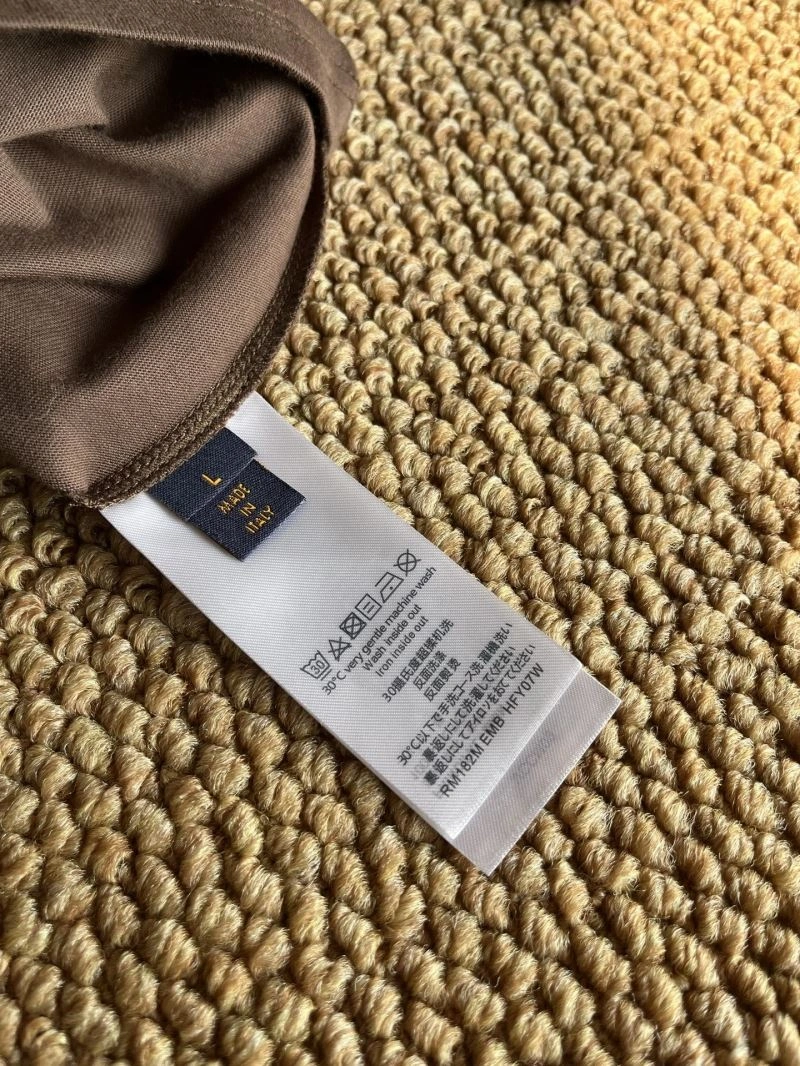 TechFriendly Louis Vuitton T-Shirts 134693