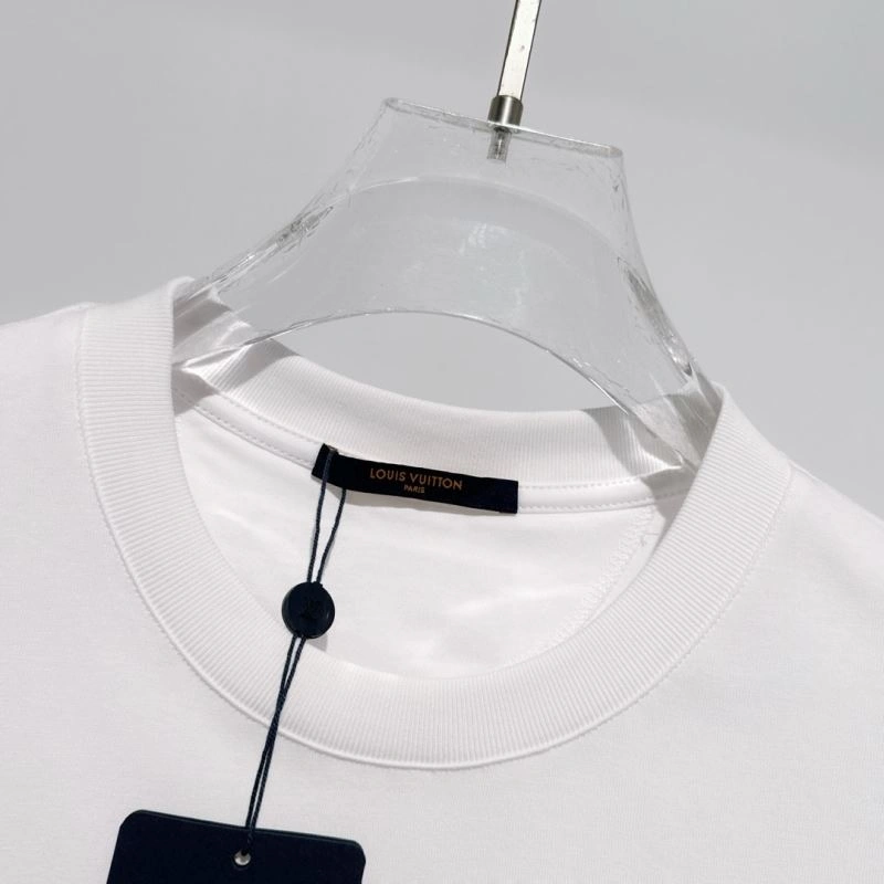Louis Vuitton T-Shirts Functional 134674