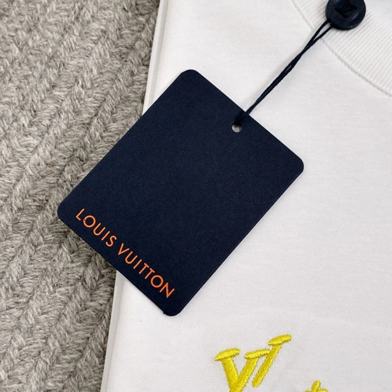 Louis Vuitton T-Shirts Functional 134674