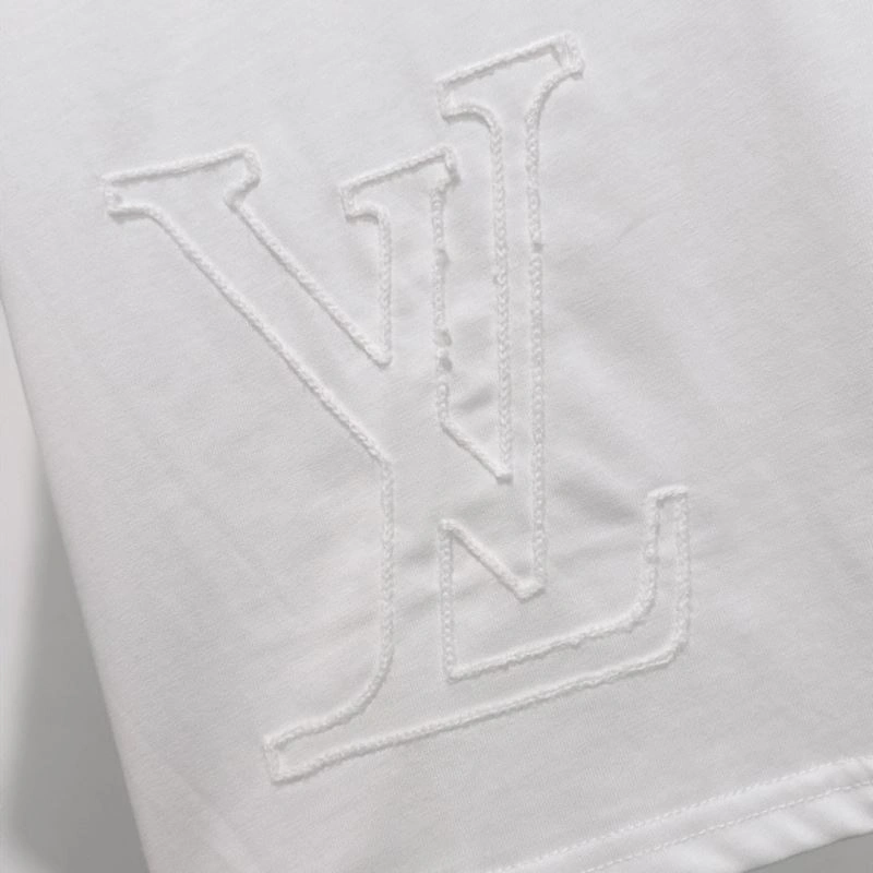 Louis Vuitton T-Shirts OnTrend 134640