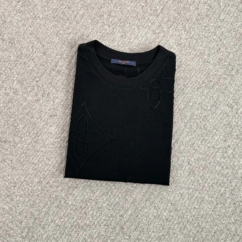 Comfortable Louis Vuitton T-Shirts 134647