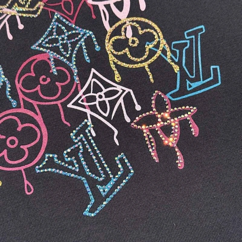 Unisex Louis Vuitton T-Shirts 134655