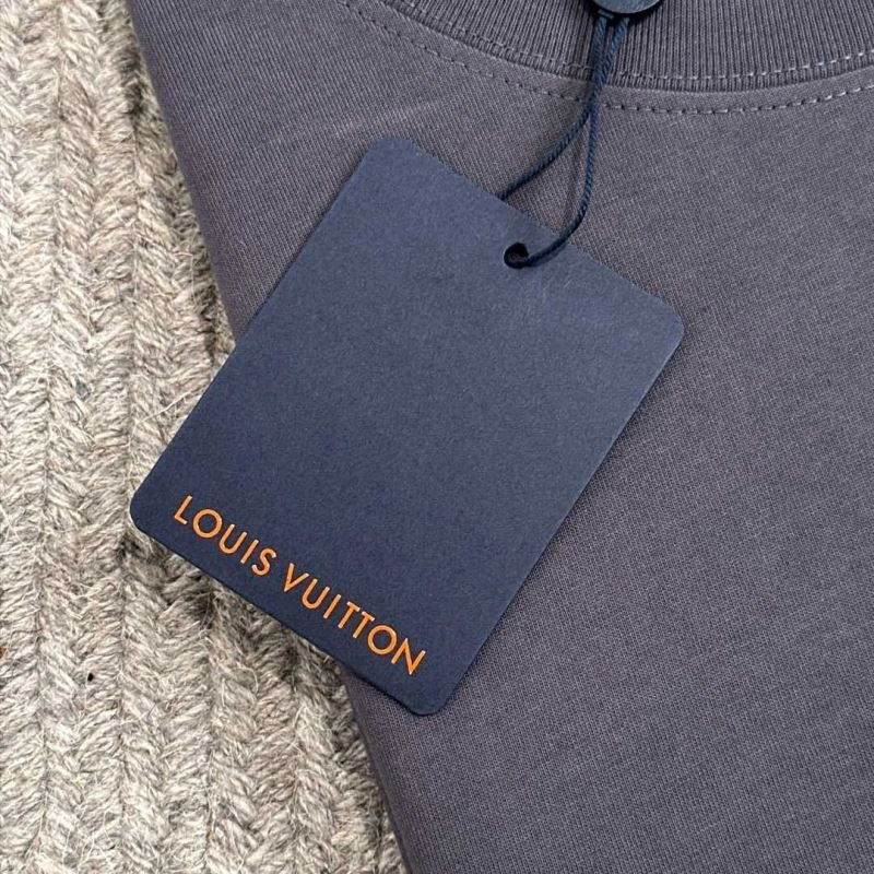 Louis Vuitton T-Shirts Functional 134656