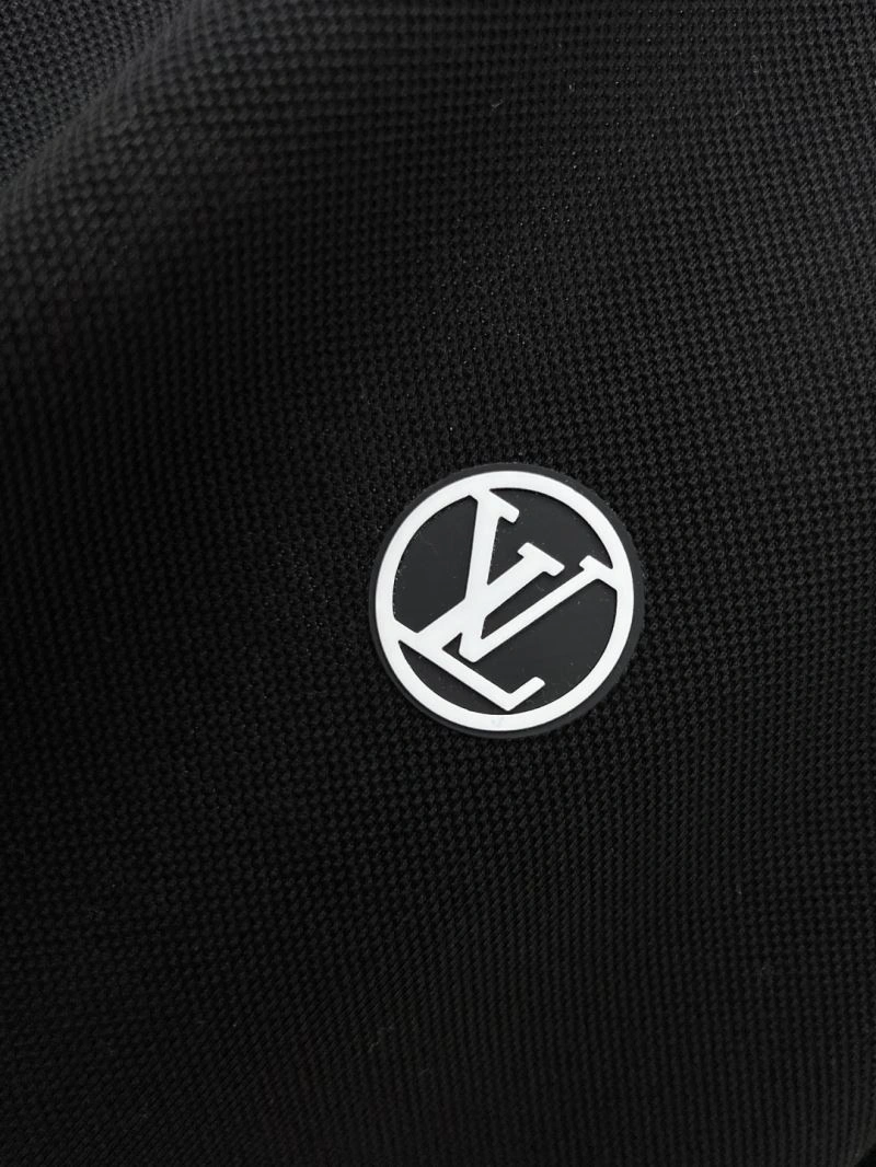 Functional Louis Vuitton T-Shirts 134654