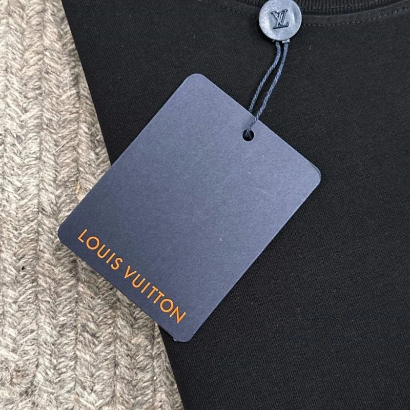 ZipUp Louis Vuitton T-Shirts 134662