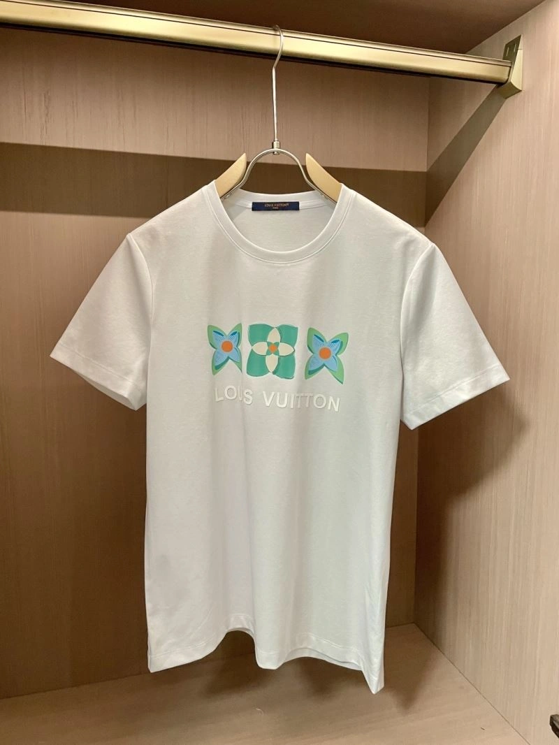 Timeless Louis Vuitton T-Shirts 134651