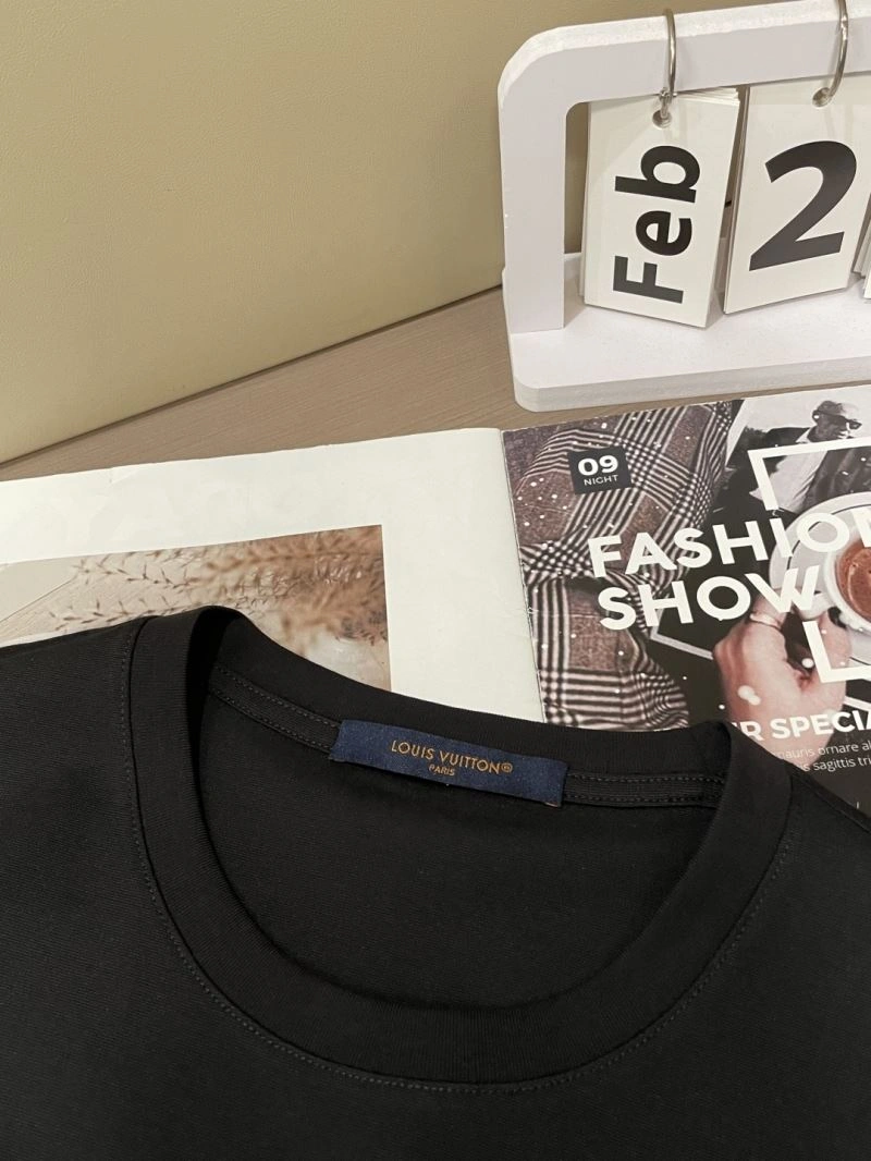 Timeless Louis Vuitton T-Shirts 134651