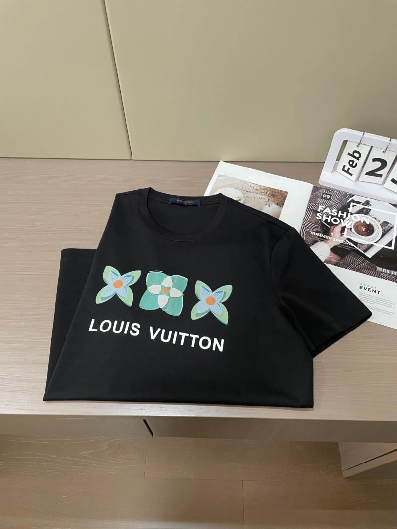Timeless Louis Vuitton T-Shirts 134651