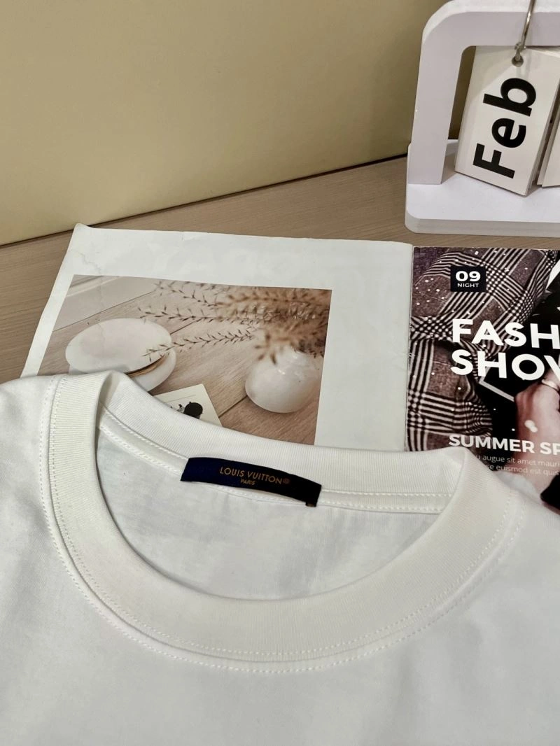 FreshLook Louis Vuitton T-Shirts 134659