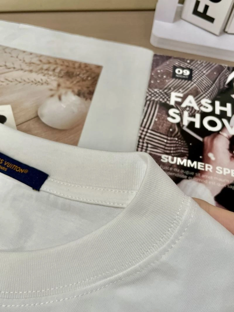 FreshLook Louis Vuitton T-Shirts 134659
