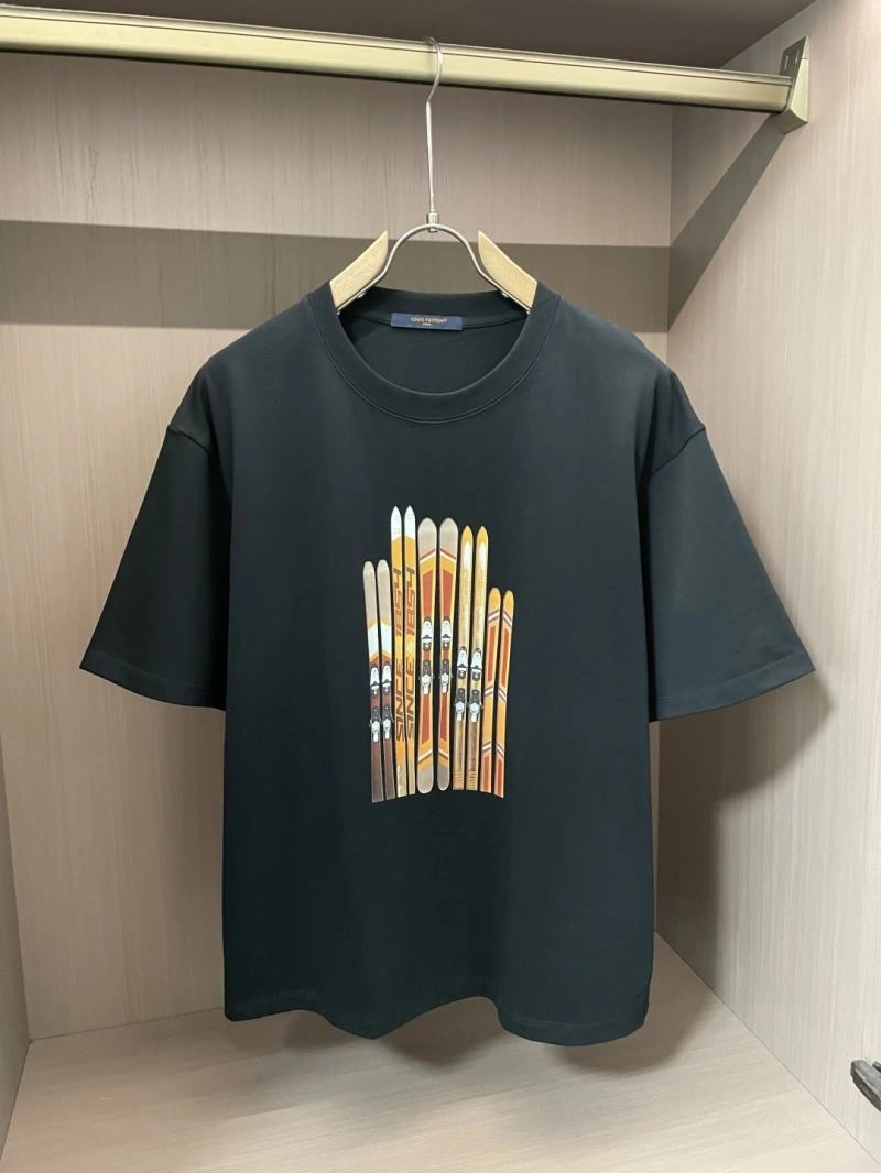 DailyWear Louis Vuitton T-Shirts 134657