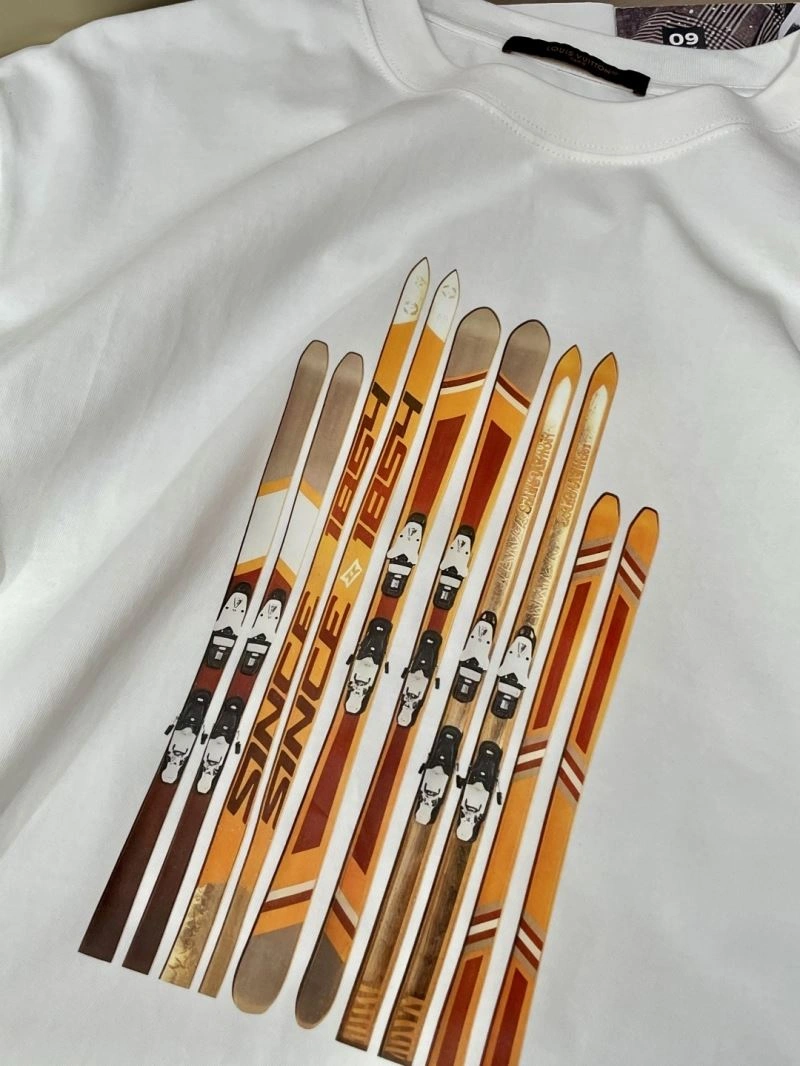 DailyWear Louis Vuitton T-Shirts 134657