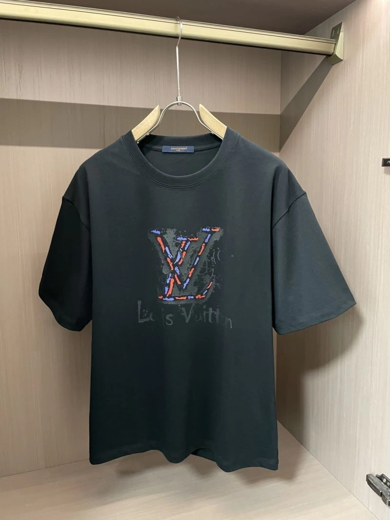 Louis Vuitton T-Shirts Trendsetting 134644