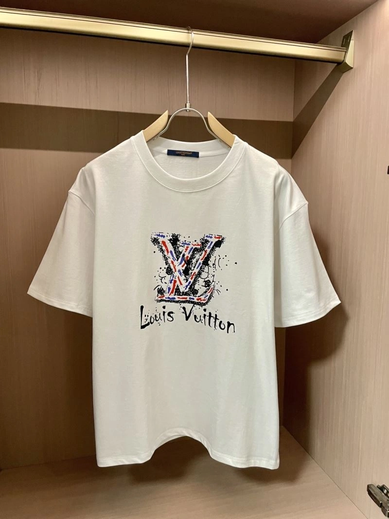 Louis Vuitton T-Shirts Trendsetting 134644