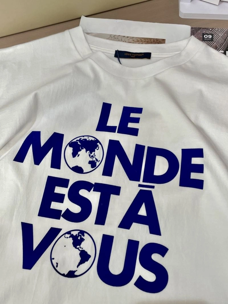 Classic Louis Vuitton T-Shirts 134642