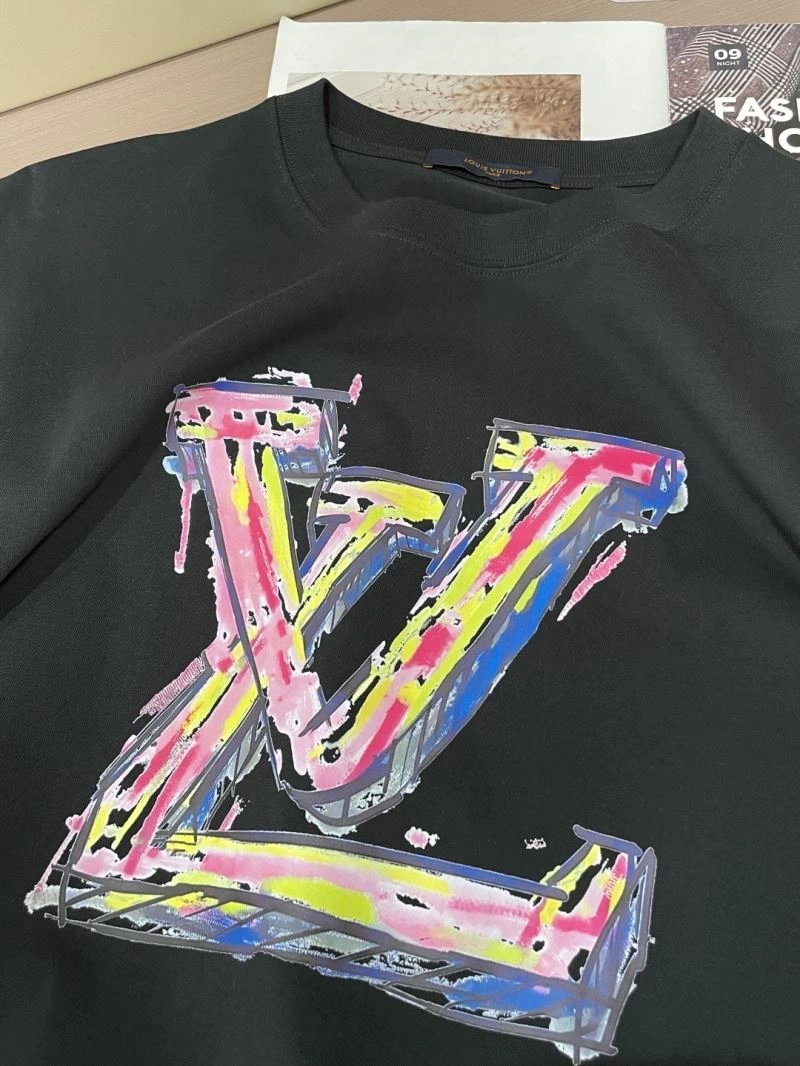 OnTrend Louis Vuitton T-Shirts 134665