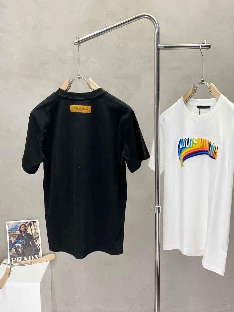 Louis Vuitton T-Shirts Supportive 134664