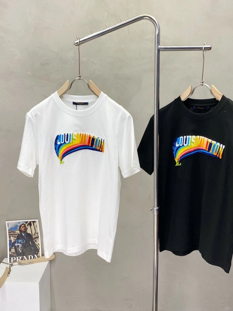 Louis Vuitton T-Shirts Supportive 134664
