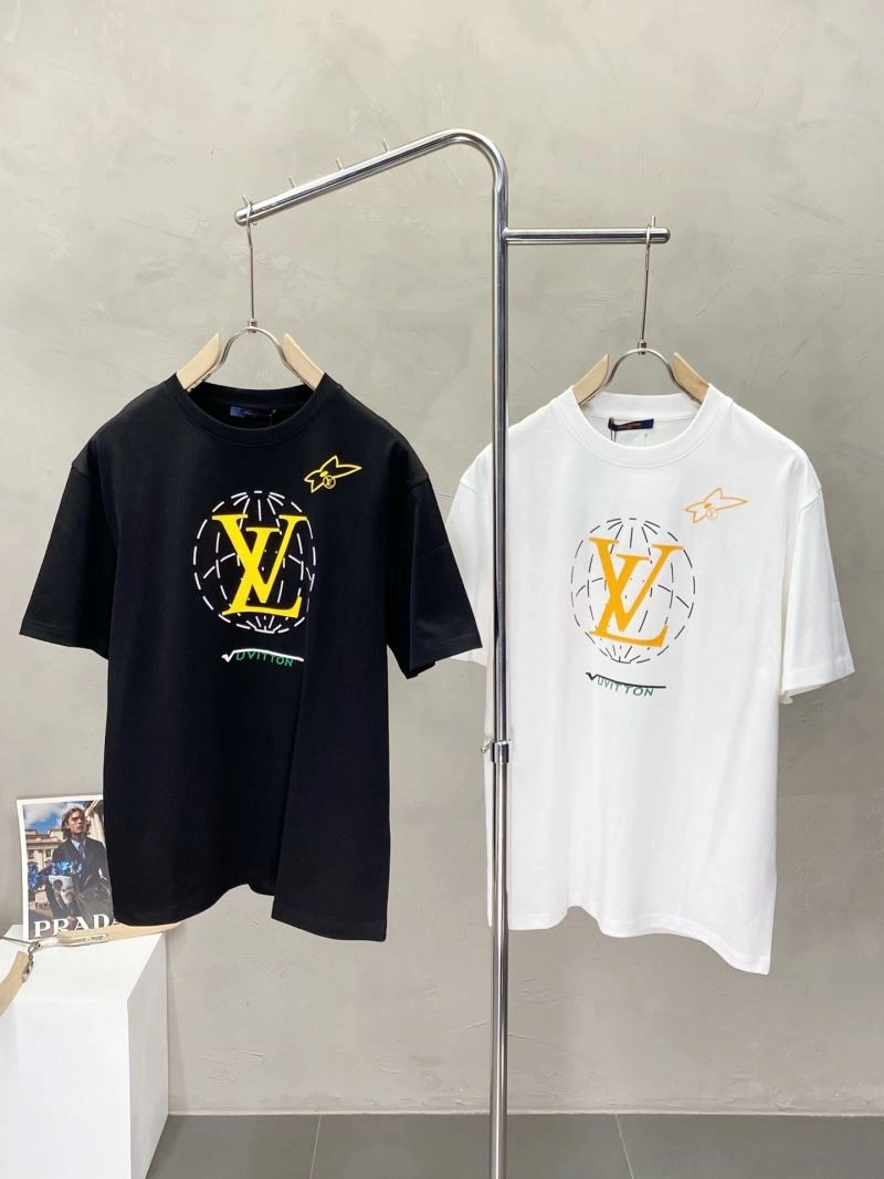 Louis Vuitton T-Shirts Casual 134645
