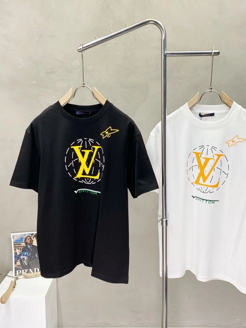 Louis Vuitton T-Shirts Casual 134645