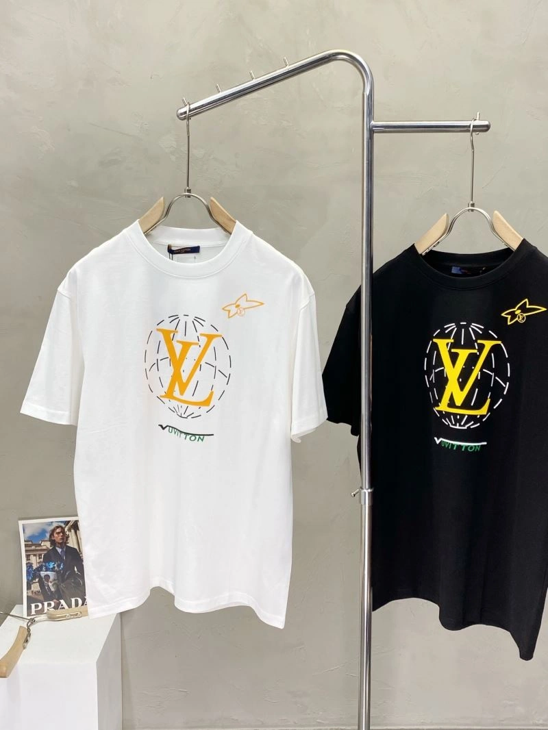 Louis Vuitton T-Shirts Casual 134645