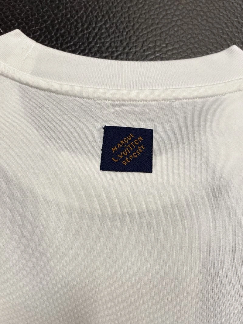 Louis Vuitton T-Shirts Casual 134645