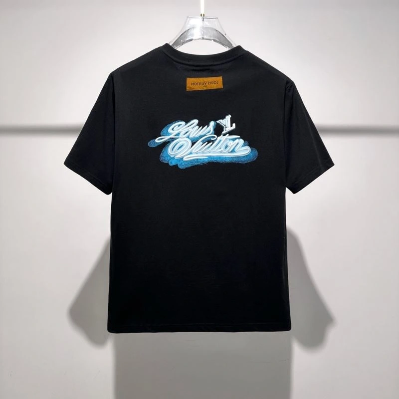 Louis Vuitton T-Shirts HighPerformance 134636